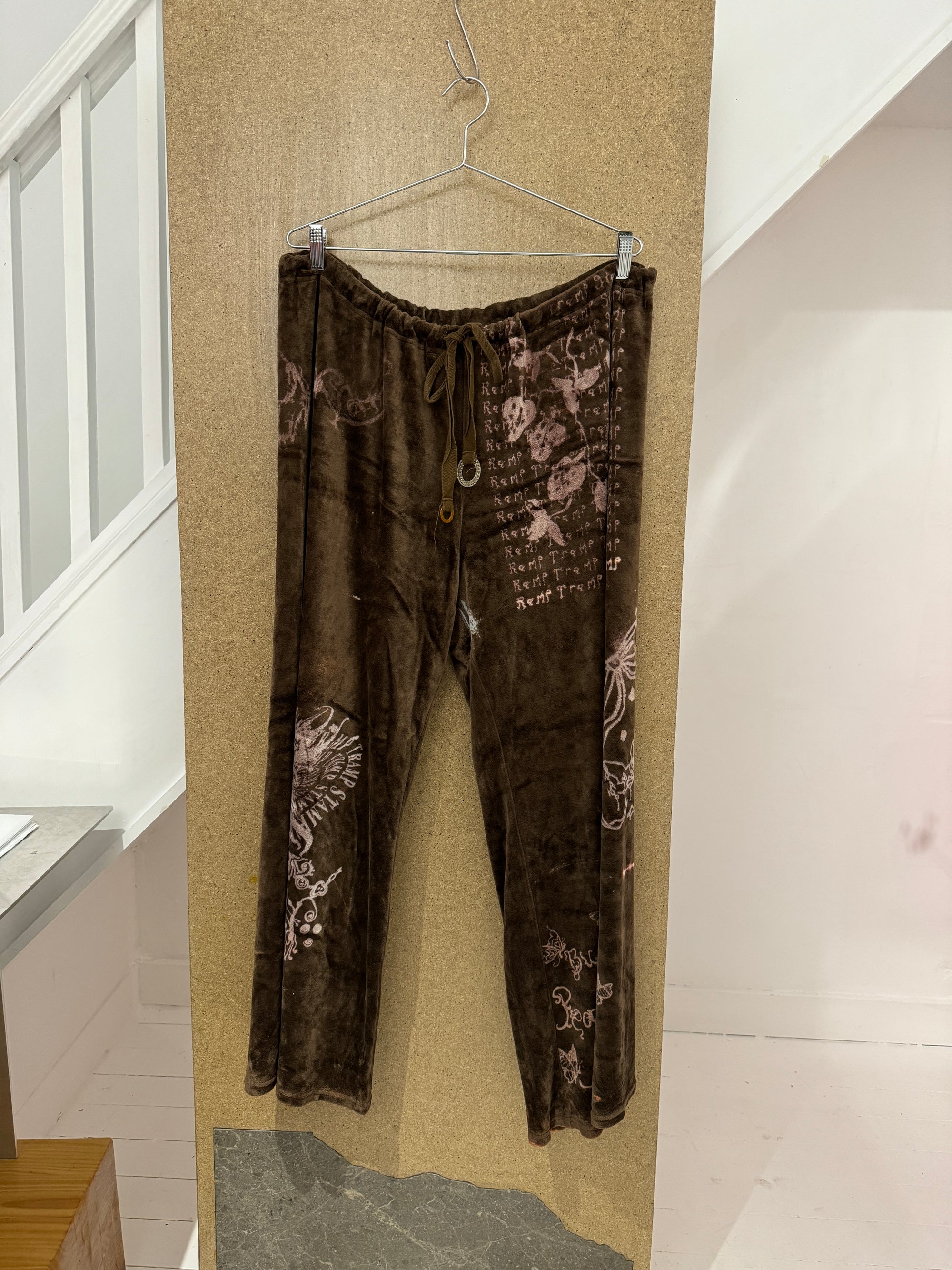 Yummy mummy trackpants in teddy