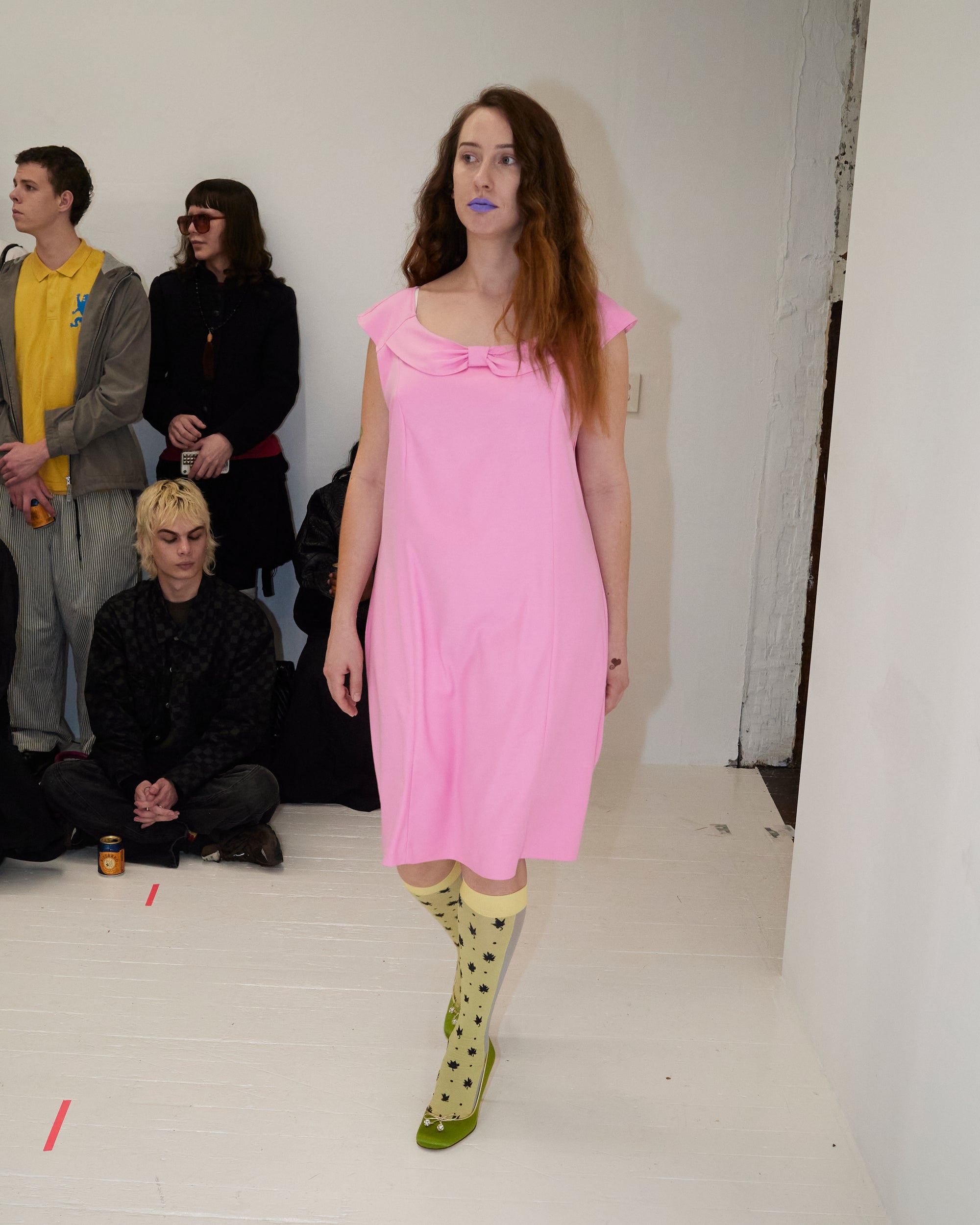 Office bow dress in bubblegum pink