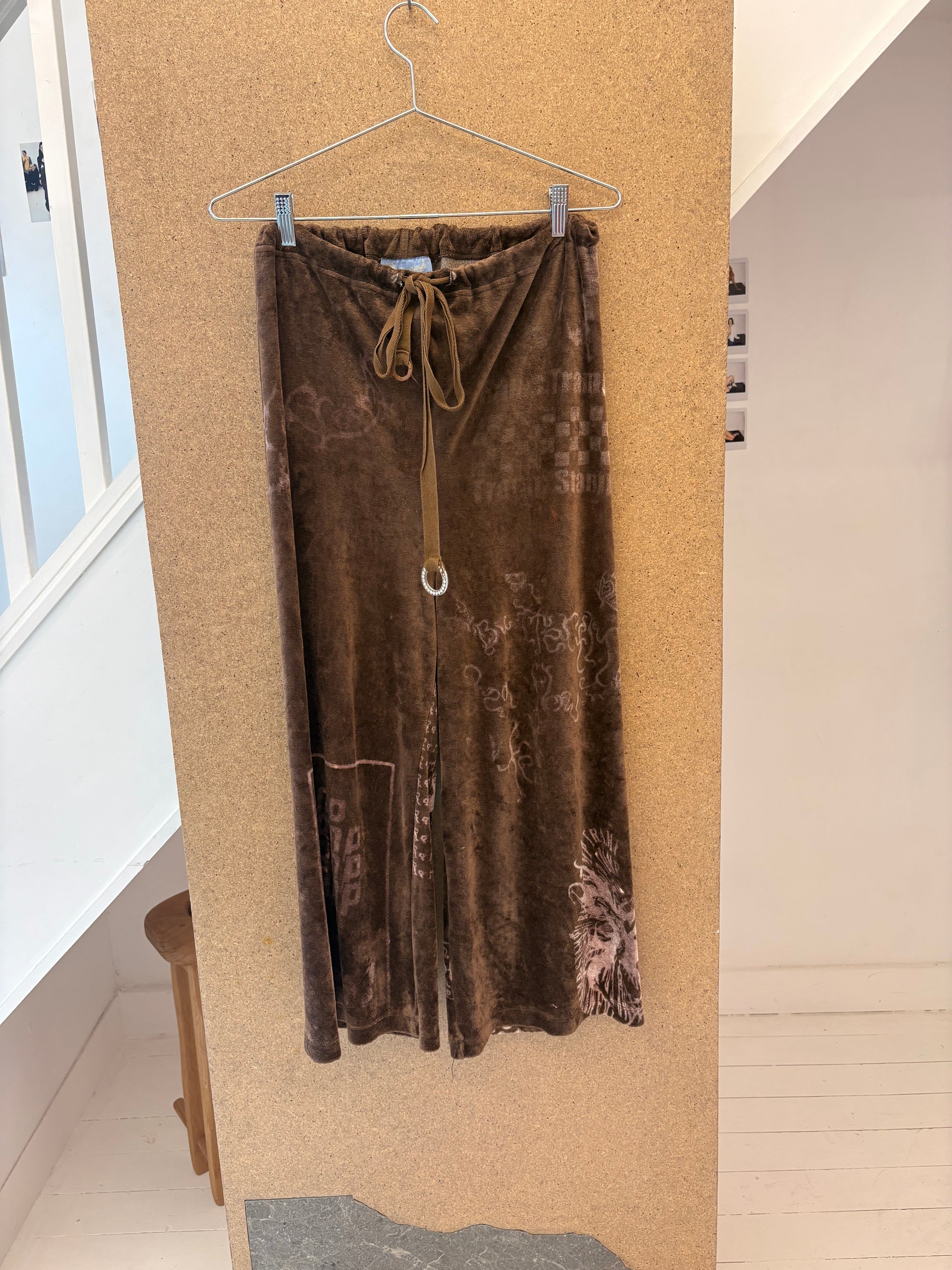 Yummy Mummy Trackpants in Teddy