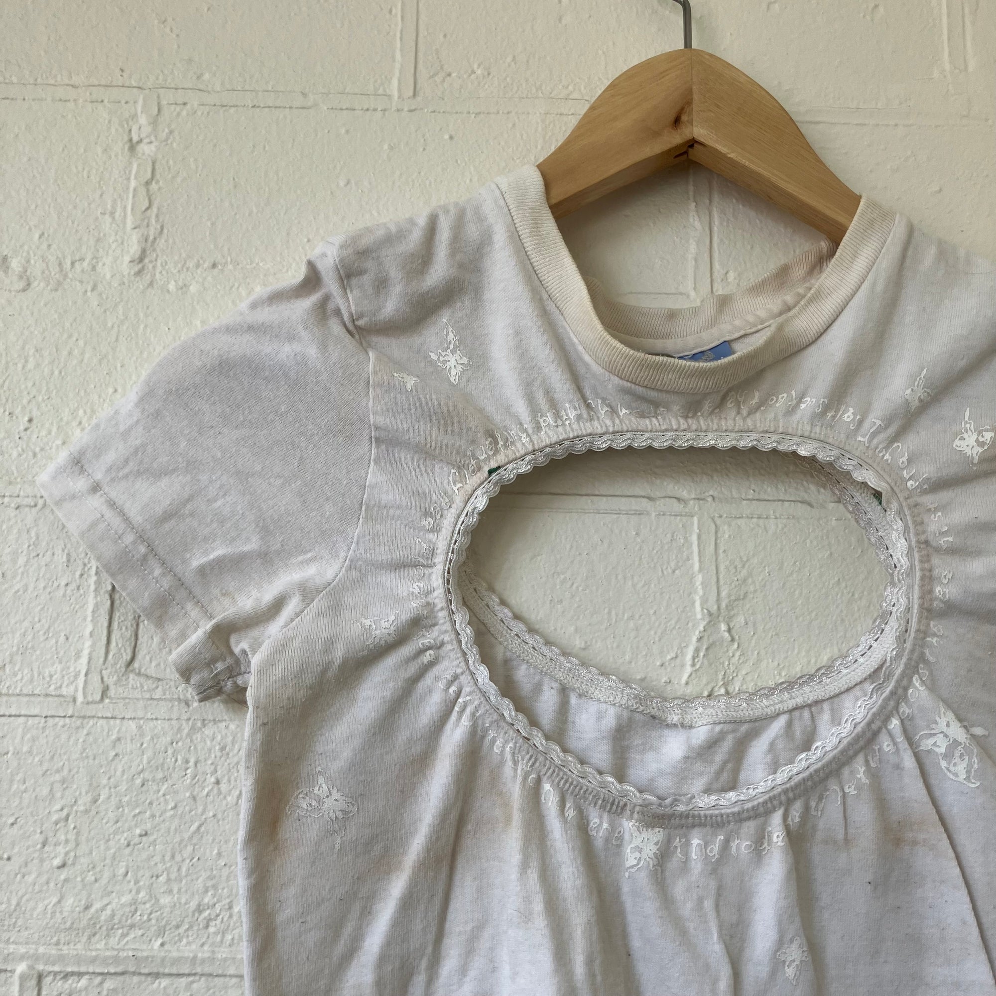 Logo removal baby tee in tea (medium)