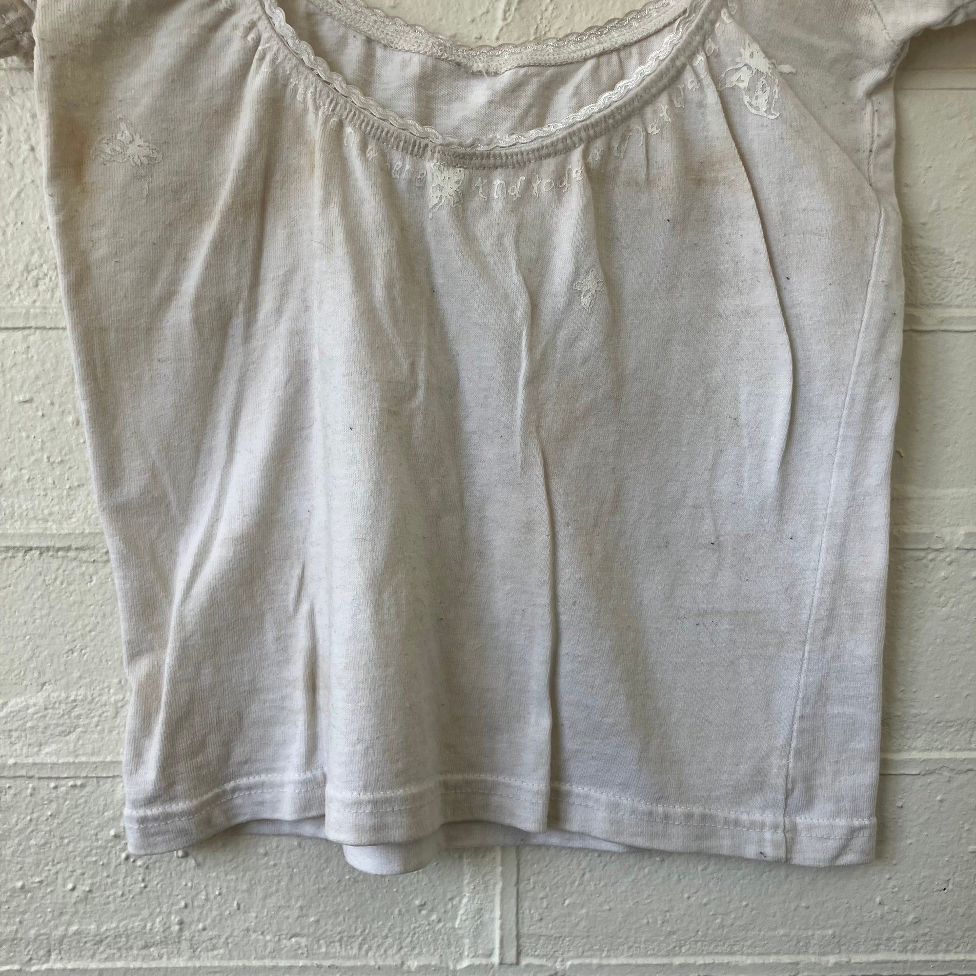 Logo removal baby tee in tea (medium)