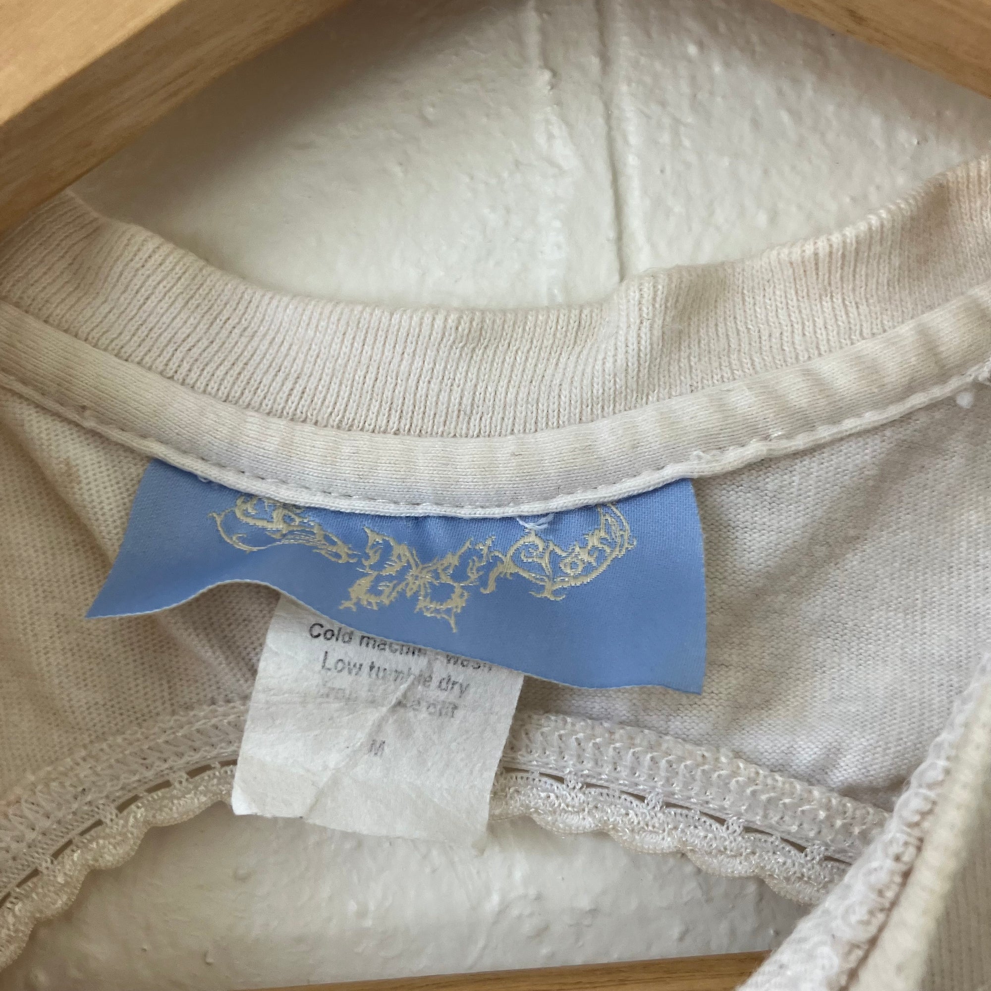 Logo removal baby tee in tea (medium)