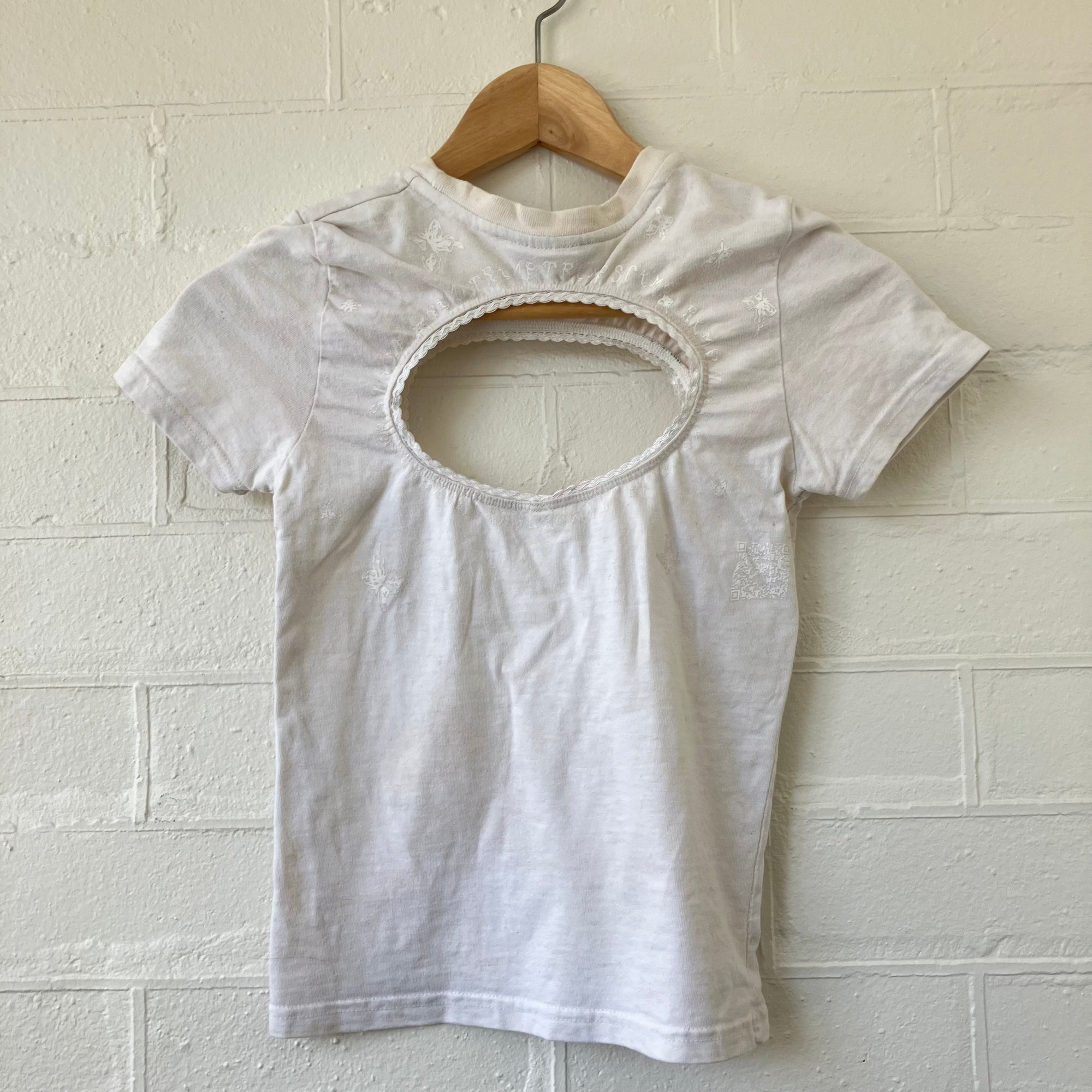 Logo removal baby tee in tea (medium)