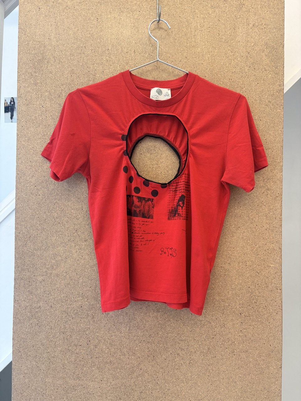 Logo removal baby tee in red (large)