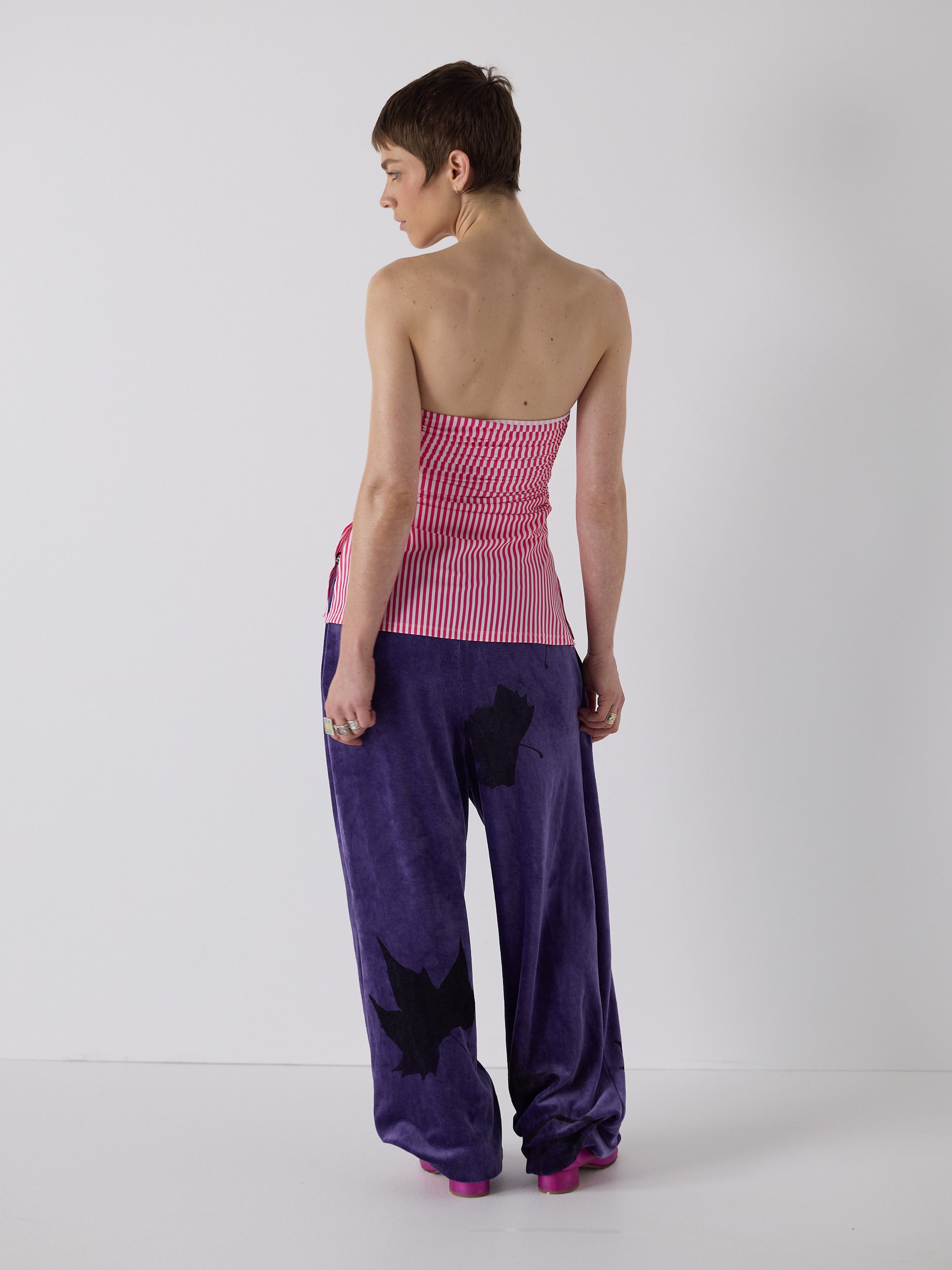 honor wears the yummy mummy trackpants in grape, fit 1