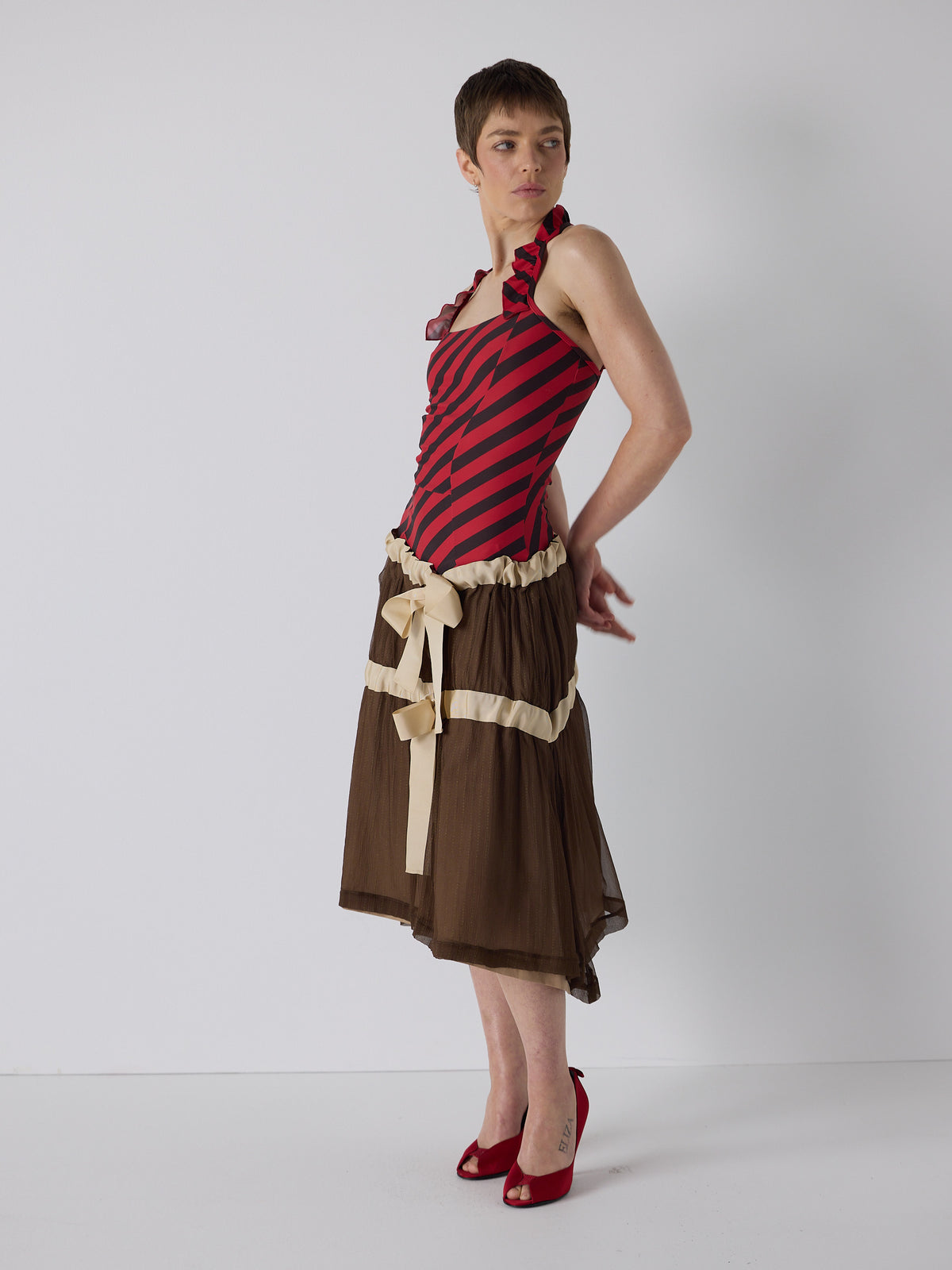 honor wears the drop waist tiered skirt in brown, fit 1