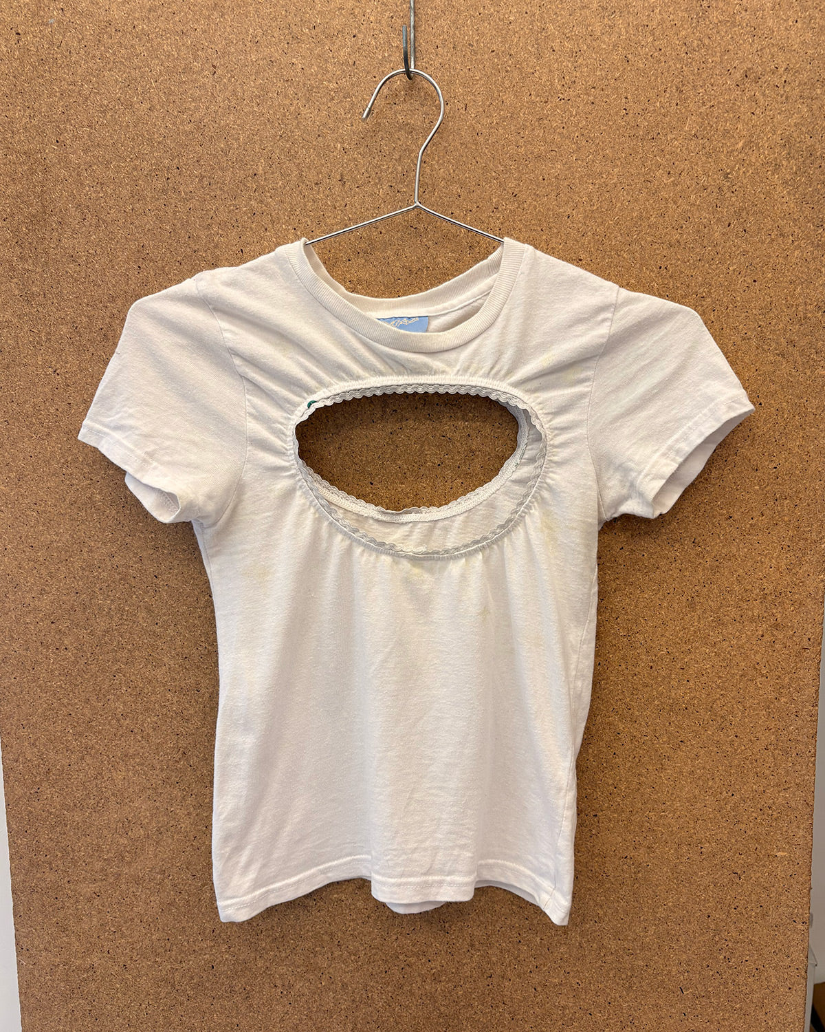 logo removal baby tee (S) w/ glow in the dark print