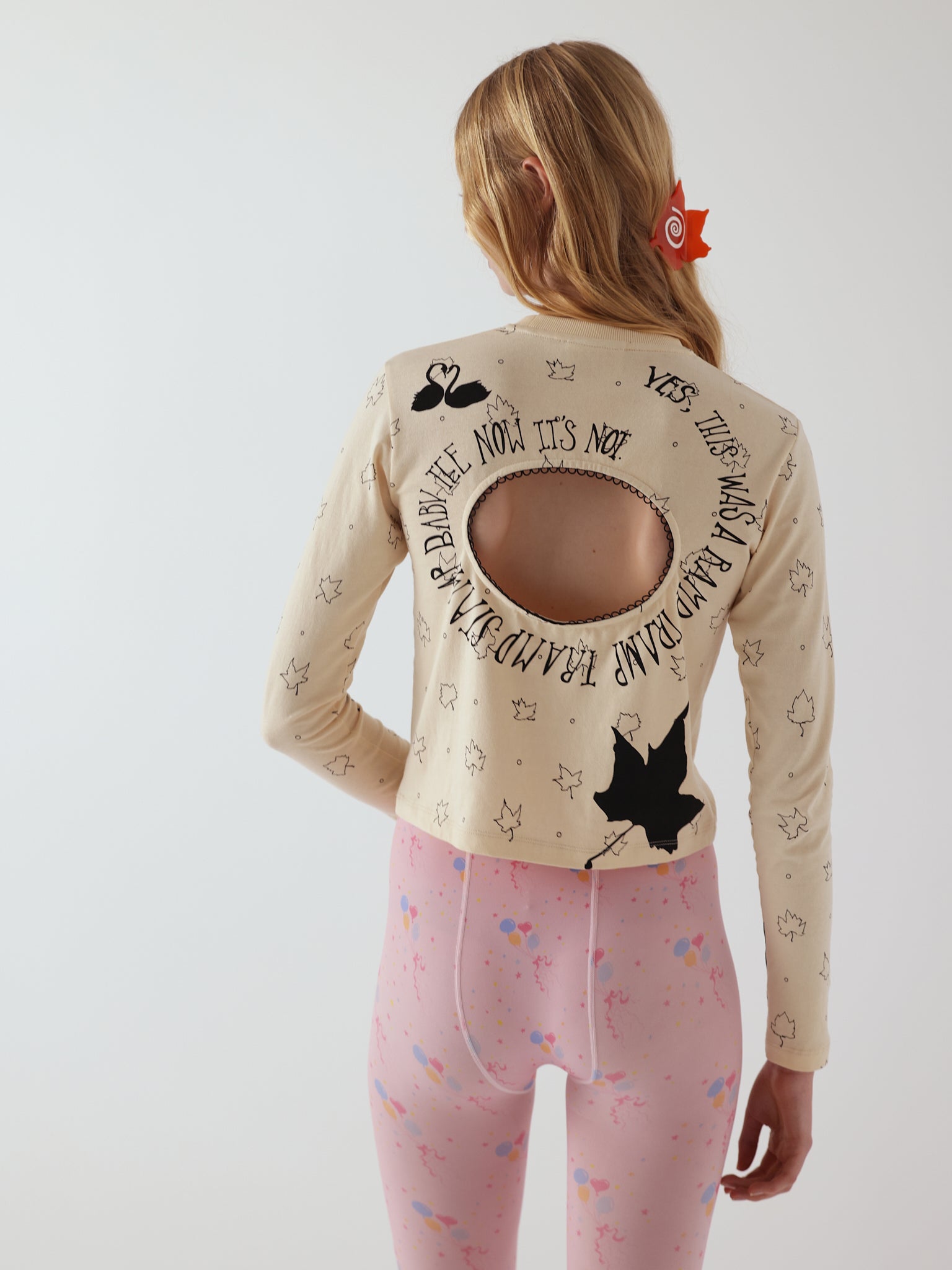 Logo removal long sleeve in sand