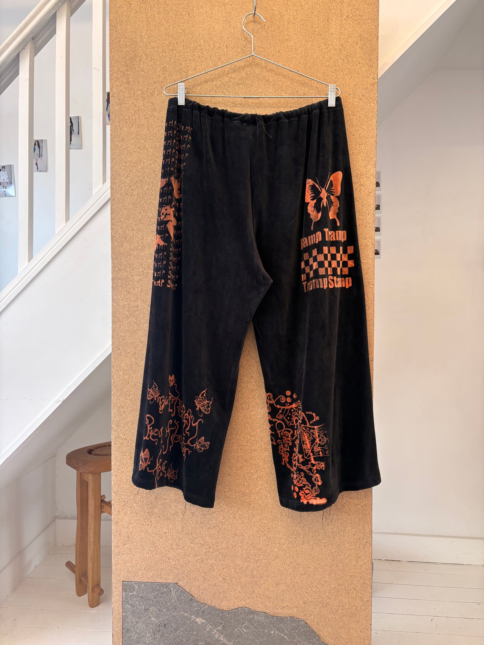 yummy mummy nadia tracksuit pants in black (FIT 2)