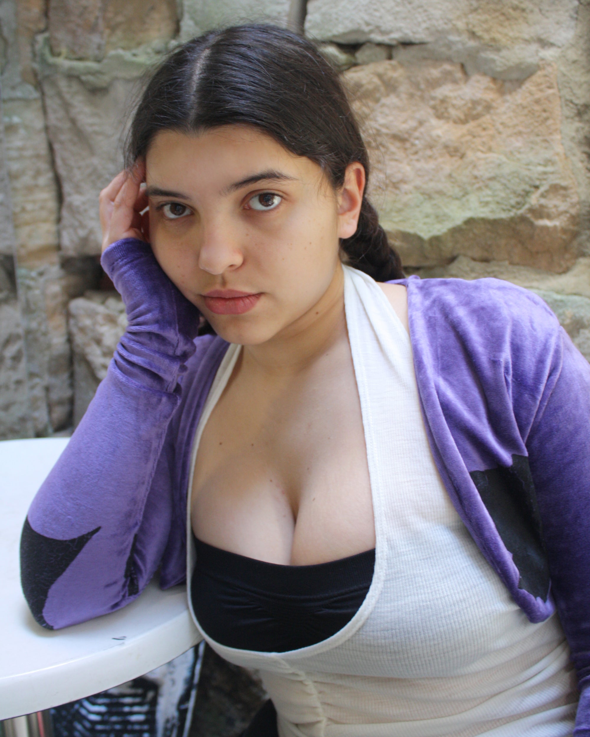 Yummy mummy bolero in grape